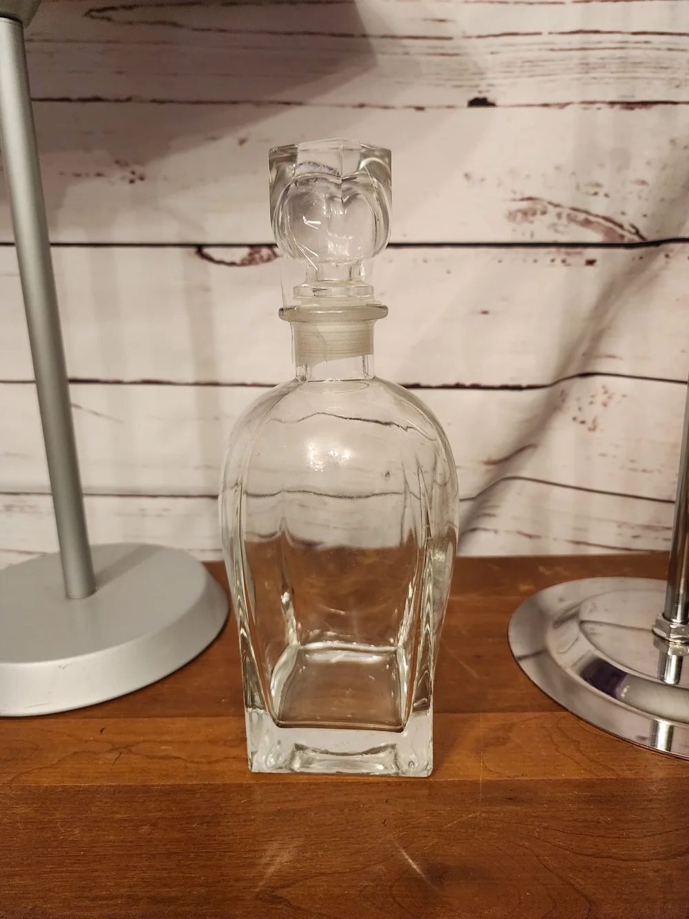 Clear Glass Decanter Terraruim with Stopper - Elegant Bottle